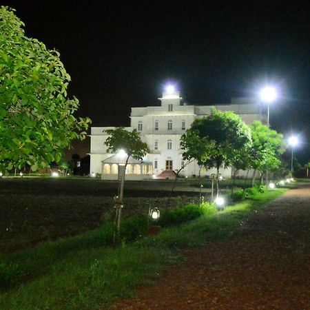 Aaram Baagh Resort & Spa Agra- By Pachar Group 阿格拉 外观 照片