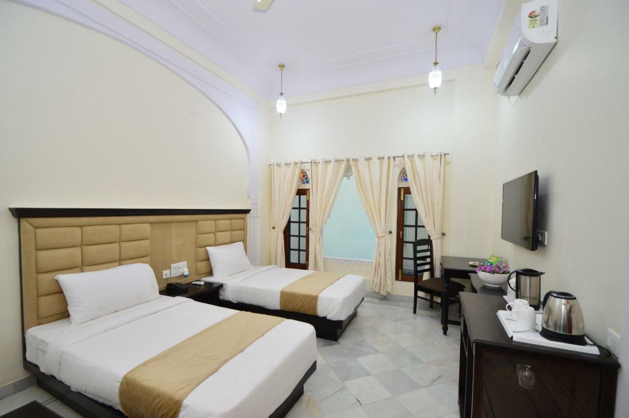 Aaram Baagh Resort & Spa Agra- By Pachar Group 阿格拉 外观 照片